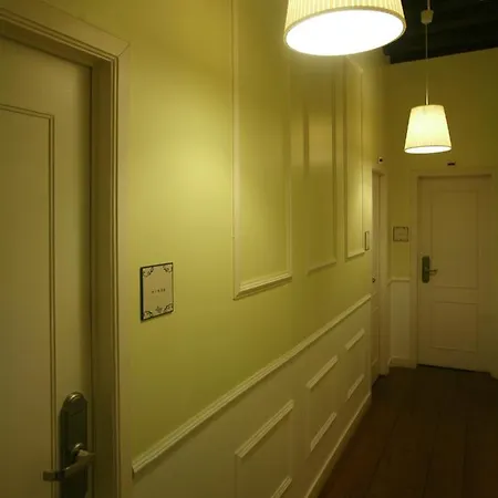Hostel Travellers House - Lisboa