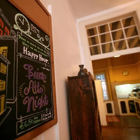 Hostal Travellers House - Lisboa