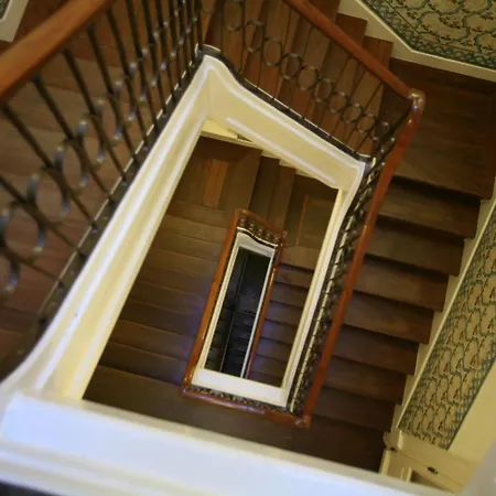 Travellers House - Hostal Lisboa